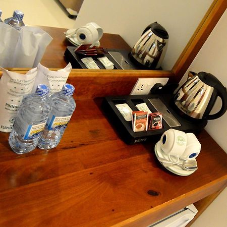 Cafe Pinnalanda Pinnawala  Ngoại thất bức ảnh